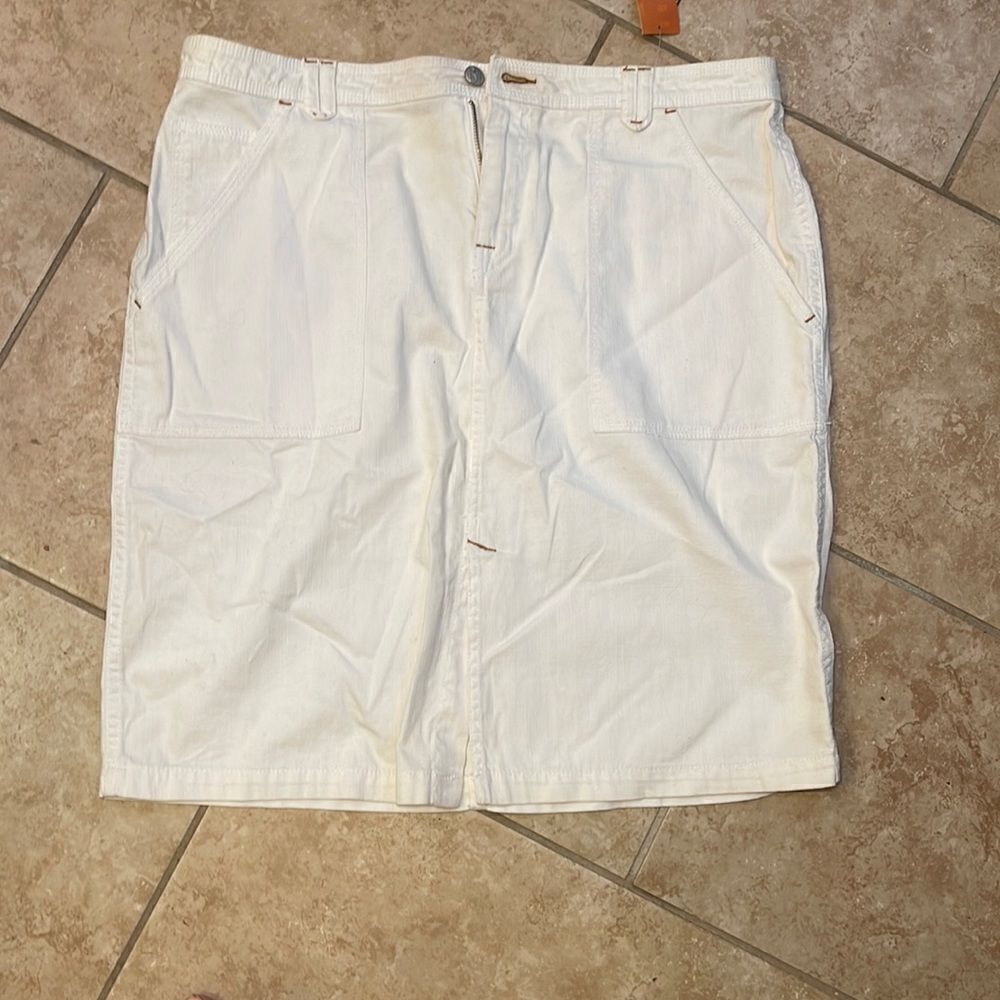 White skirt 